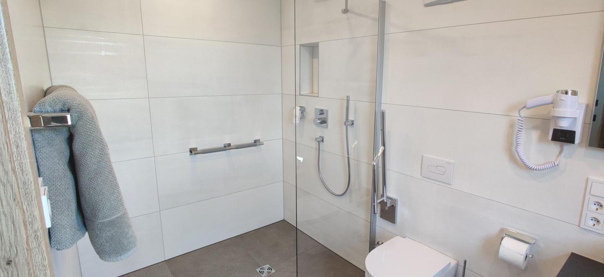 Landhaus Rhoenblick キュンツェル エクステリア 写真